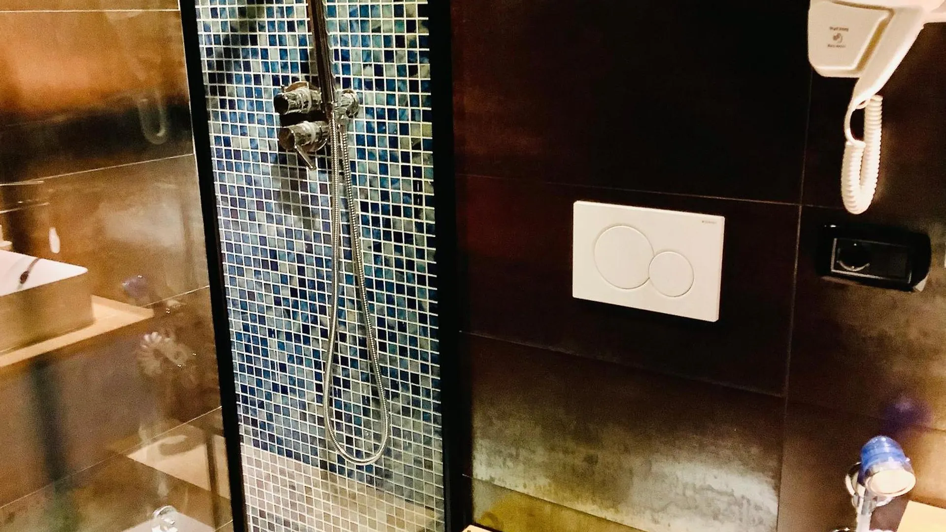 Art House Center Rome Hotel 0*,